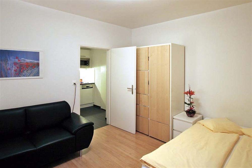 Appartement Swiss Star Sihlfeld - Self Check-in Zürich